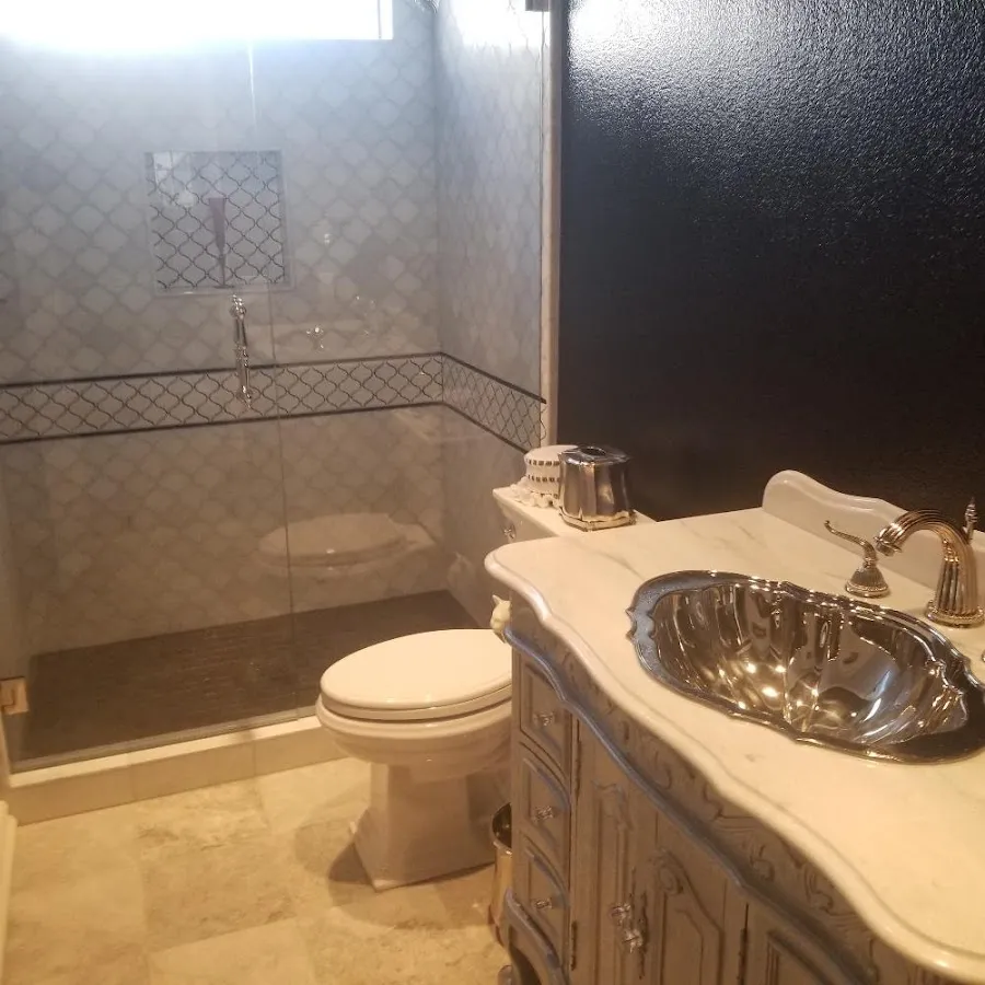 Professional plumbing work and bathroom remodeling in Burien